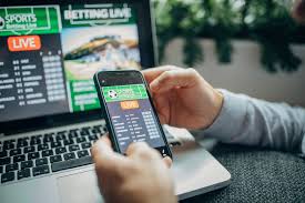 Live Poker vs Online Poker Which is the Better Experience Live Poker vs Online Poker Which is the Better Experience